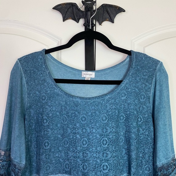 Bohemian Blue Blouse With Lace accents & Bell sleeves, Babydoll cut size 14/16 - Picture 3 of 8